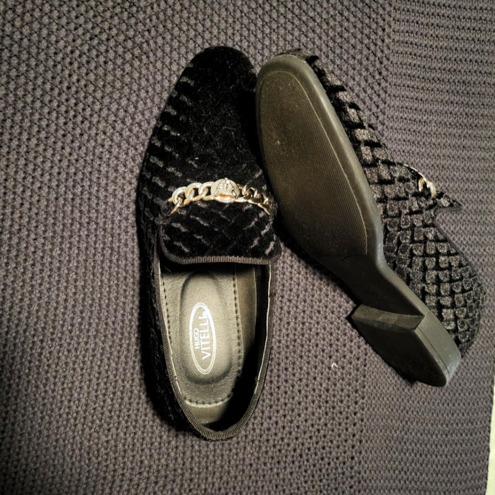Mens Size 8 Shoes Black With Silver Accents